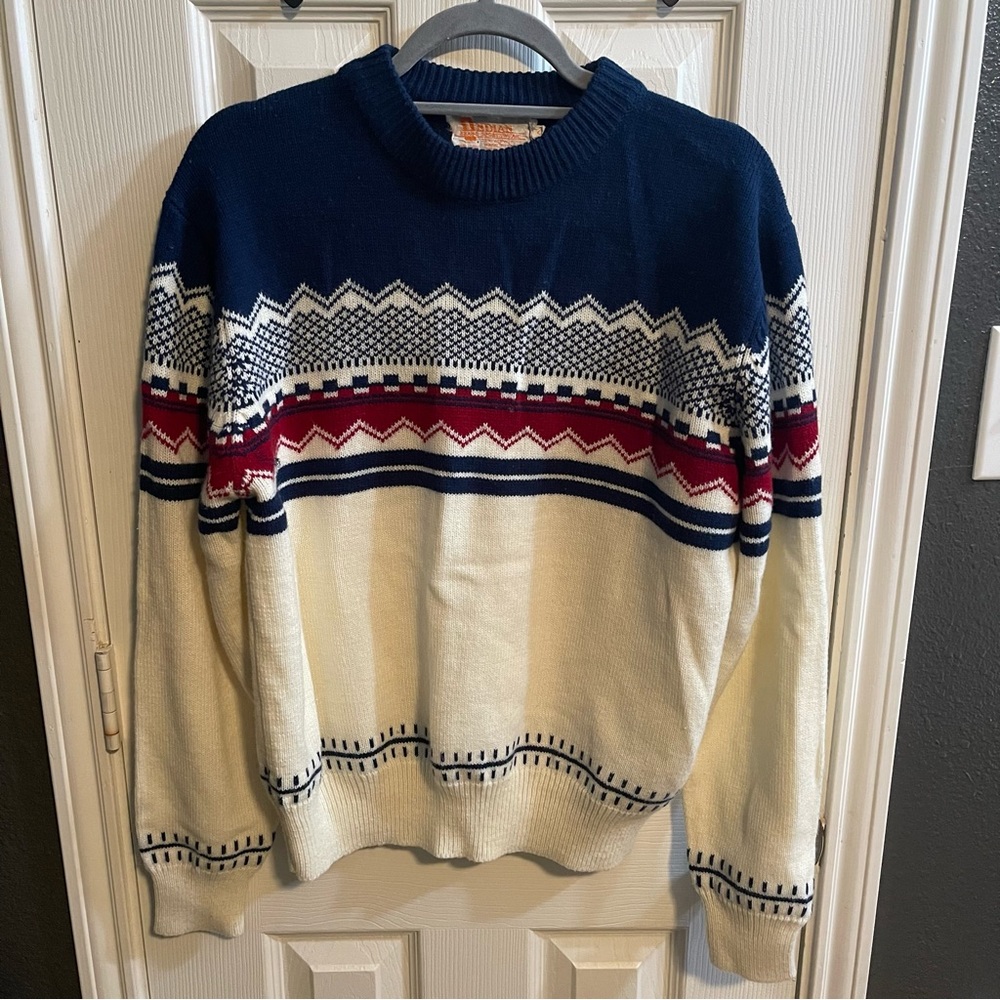 Vintage women’s sweater